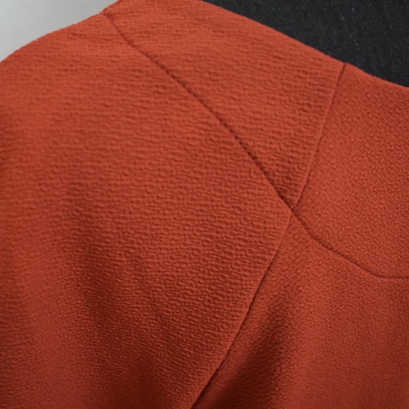 Loose Fit Crop Top with Cut Outs - Picture 3 of 4